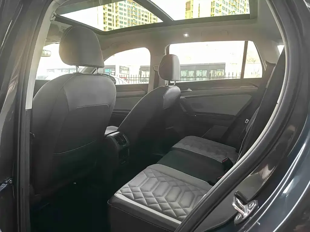 Volkswagen Tayron 2022 из CN, фото 2