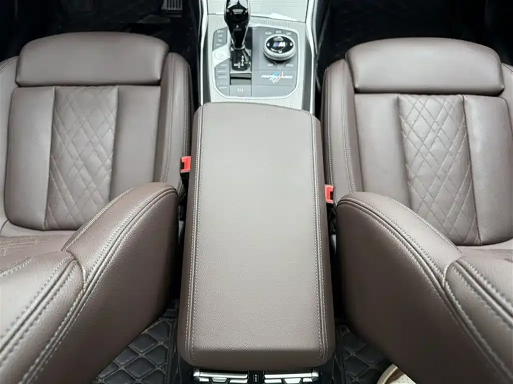BMW 3 Series 2022 из CN, фото 9