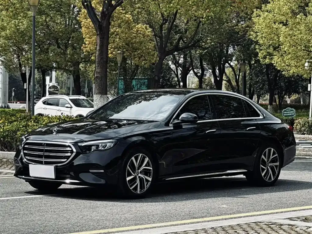 Mercedes-Benz E-Class 2025 из CN, фото 1
