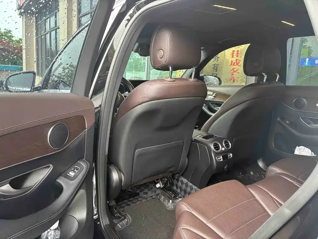 Mercedes-Benz GLC 2022 из CN, фото 3