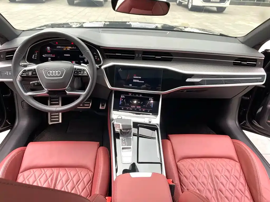 Audi A7L 2024 из CN, фото 6