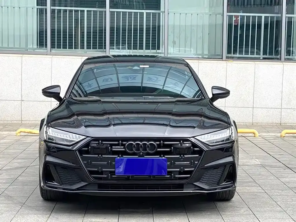 Audi A7L 2024 из CN, фото 10