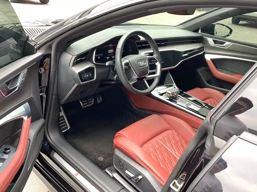 Audi A7L 2024 из CN, фото 8