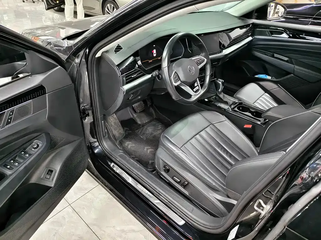 Volkswagen Passat — фото 10