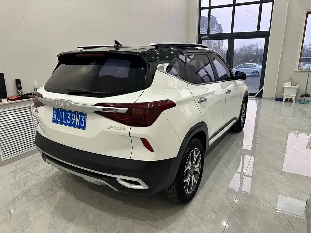 Kia KX3 2022 из CN, фото 5