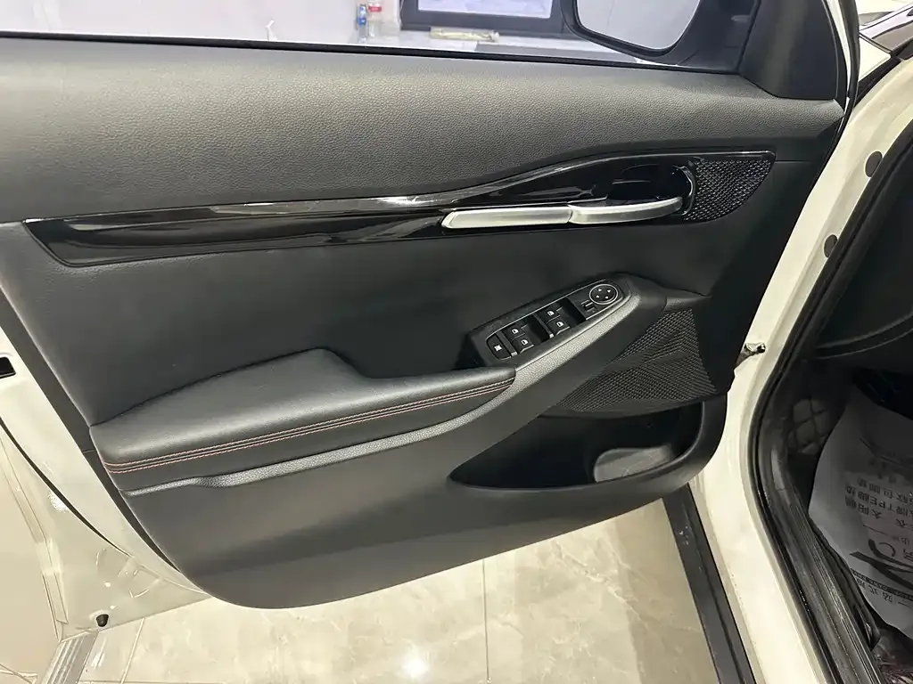 Kia KX3 2022 из CN, фото 4