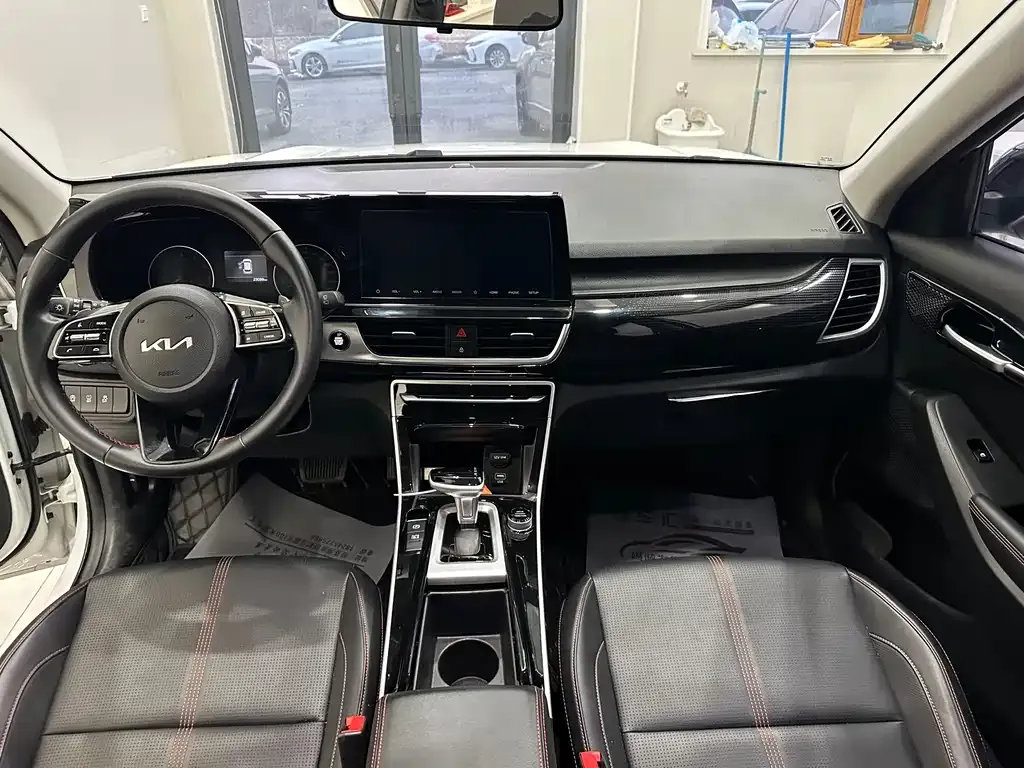 Kia KX3 2022 из CN, фото 8