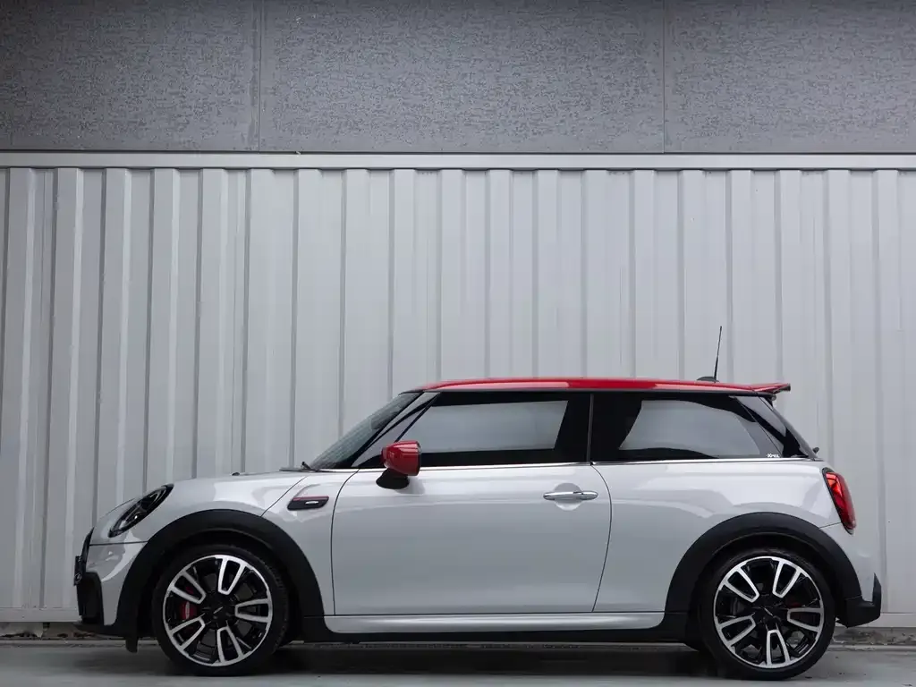 MINI JCW (John Cooper Works) — фото 8