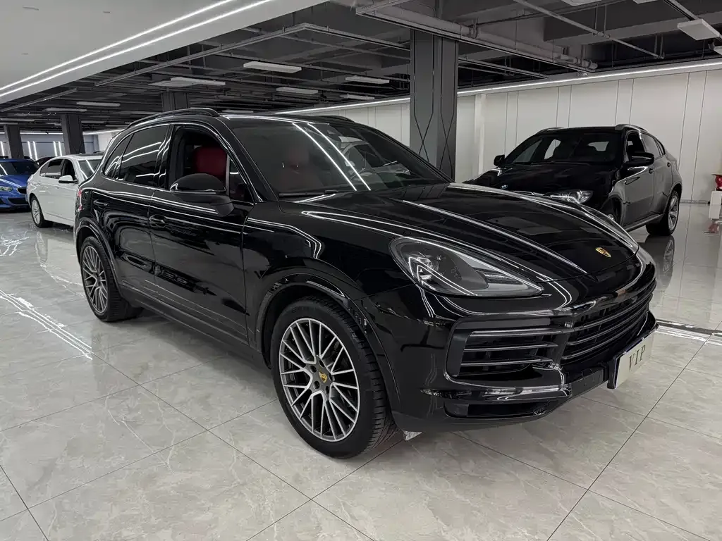 Porsche Cayenne — фото 7