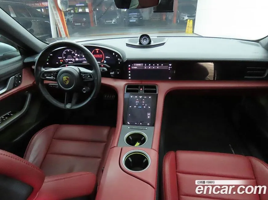 Porsche Taycan 2022 из KR, фото 6