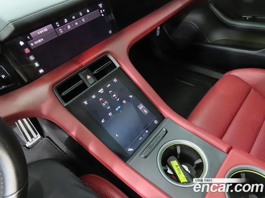 Porsche Taycan 2022 из KR, фото 10