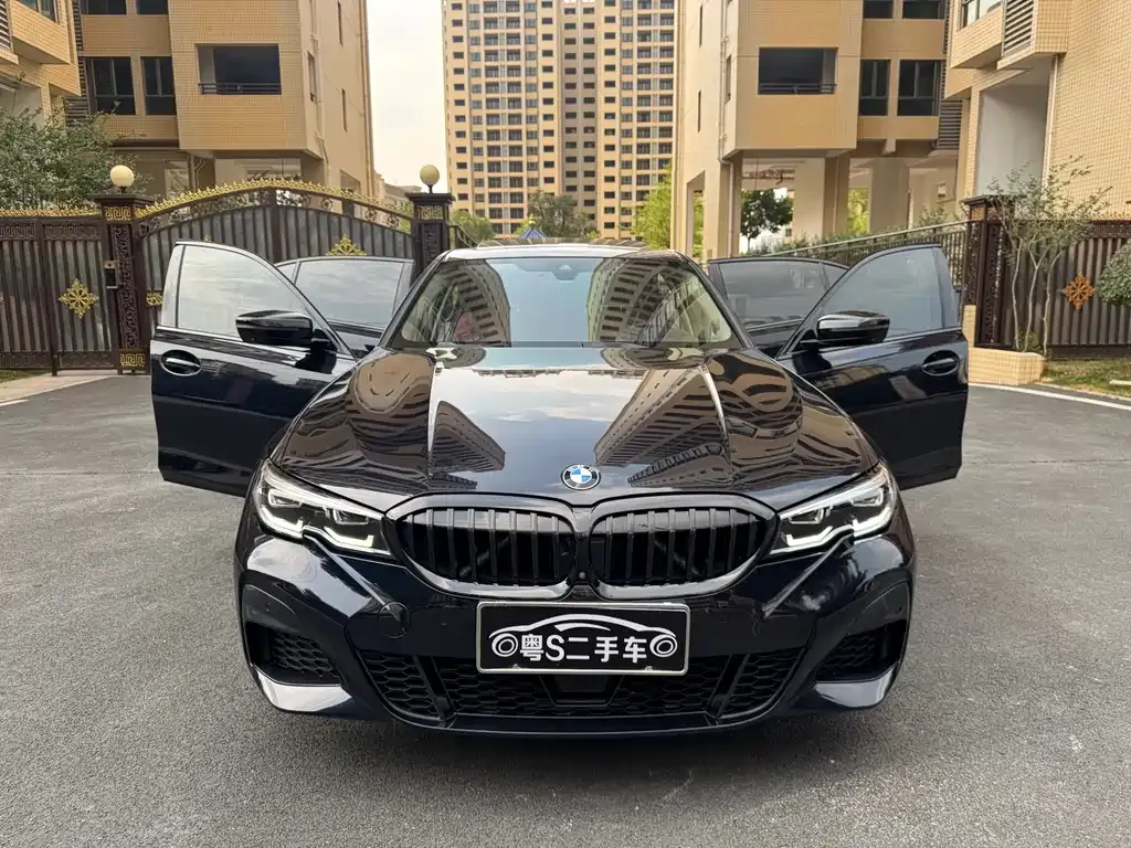 BMW 3 Series 2021 из CN, фото 7
