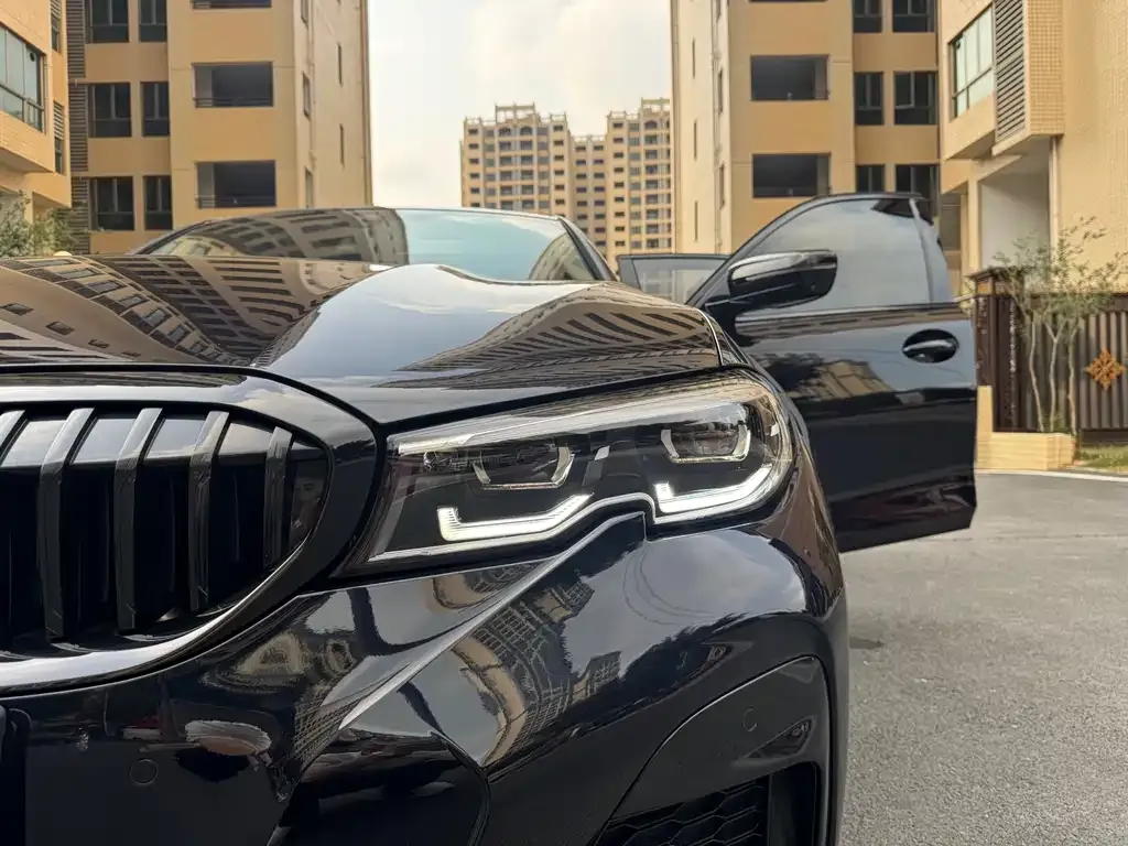 BMW 3 Series 2021 из CN, фото 4