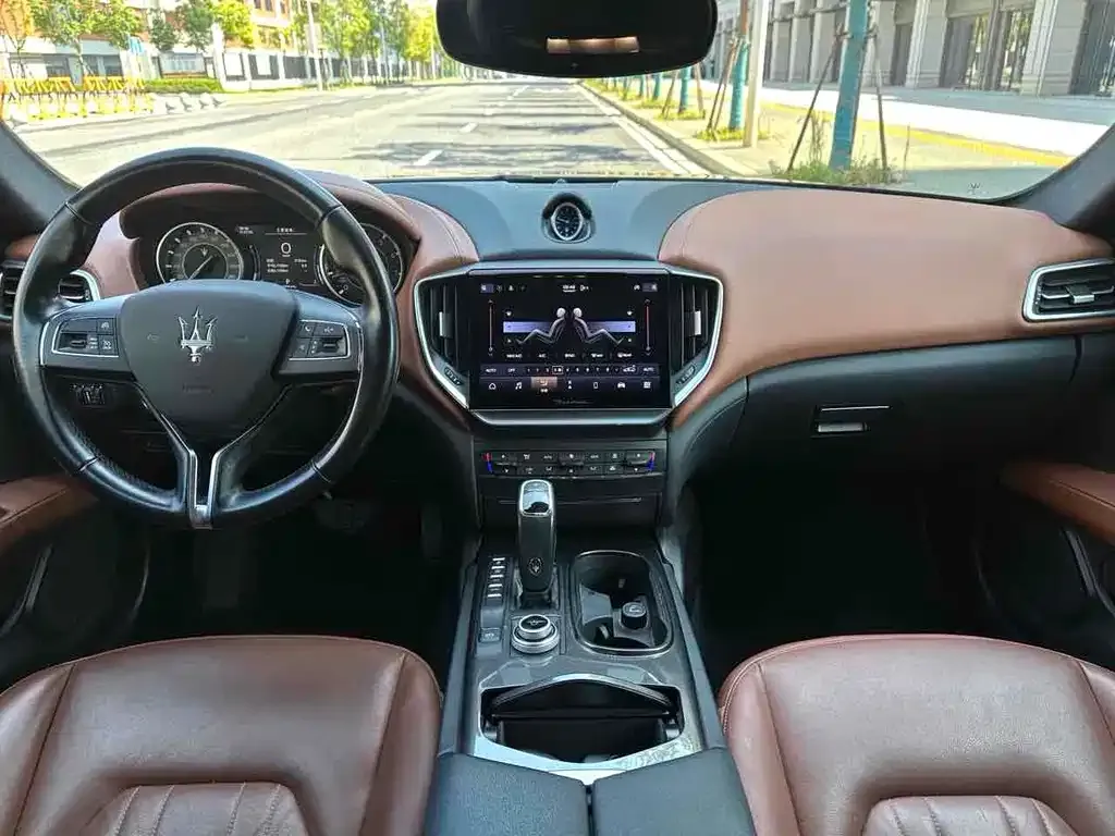 Maserati Ghibli 2021 из CN, фото 3