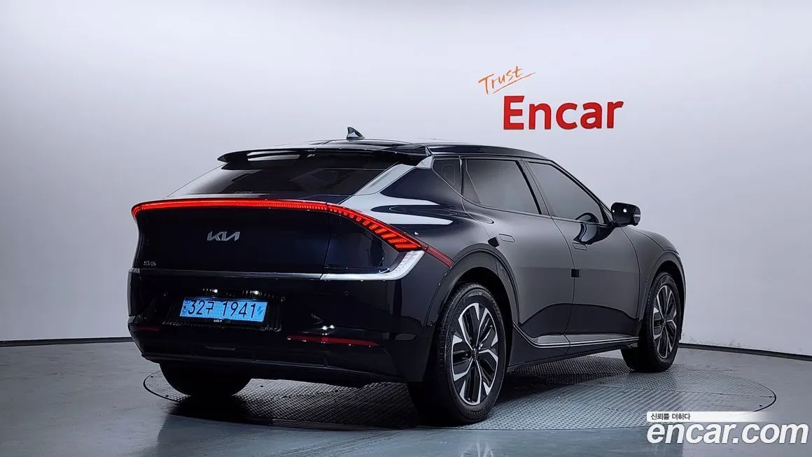 Kia EV6 — фото 4