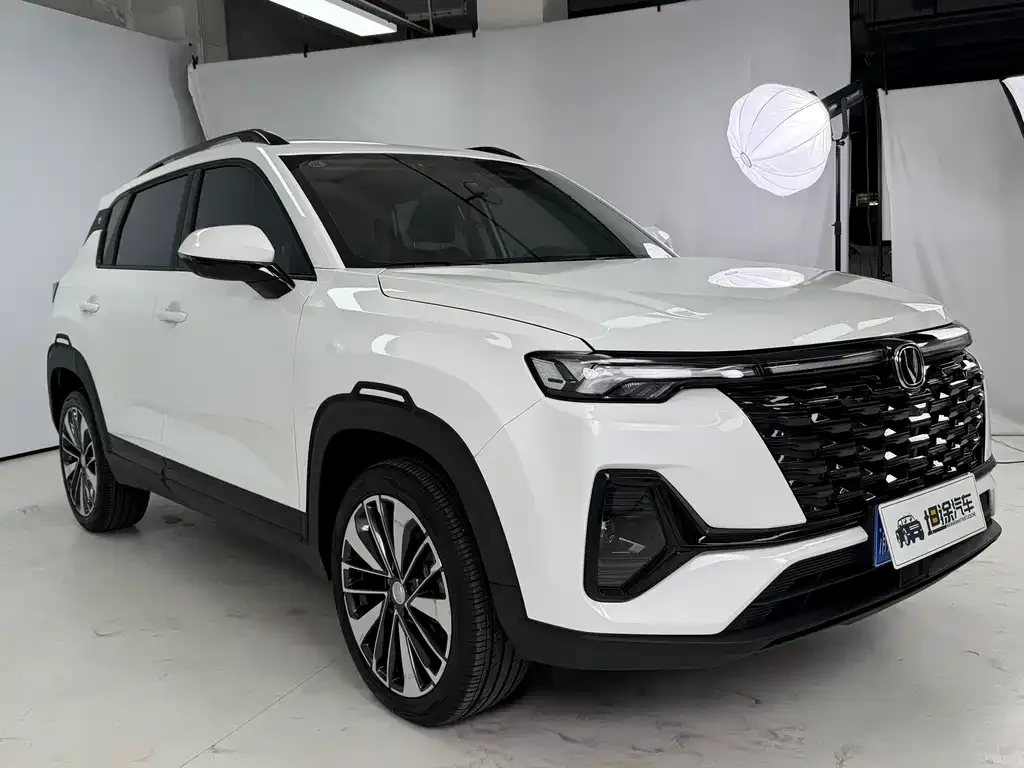 Changan CS35PLUS 2023 из CN, фото 2