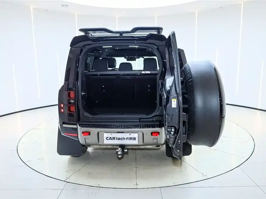 Land Rover Defender — фото 2