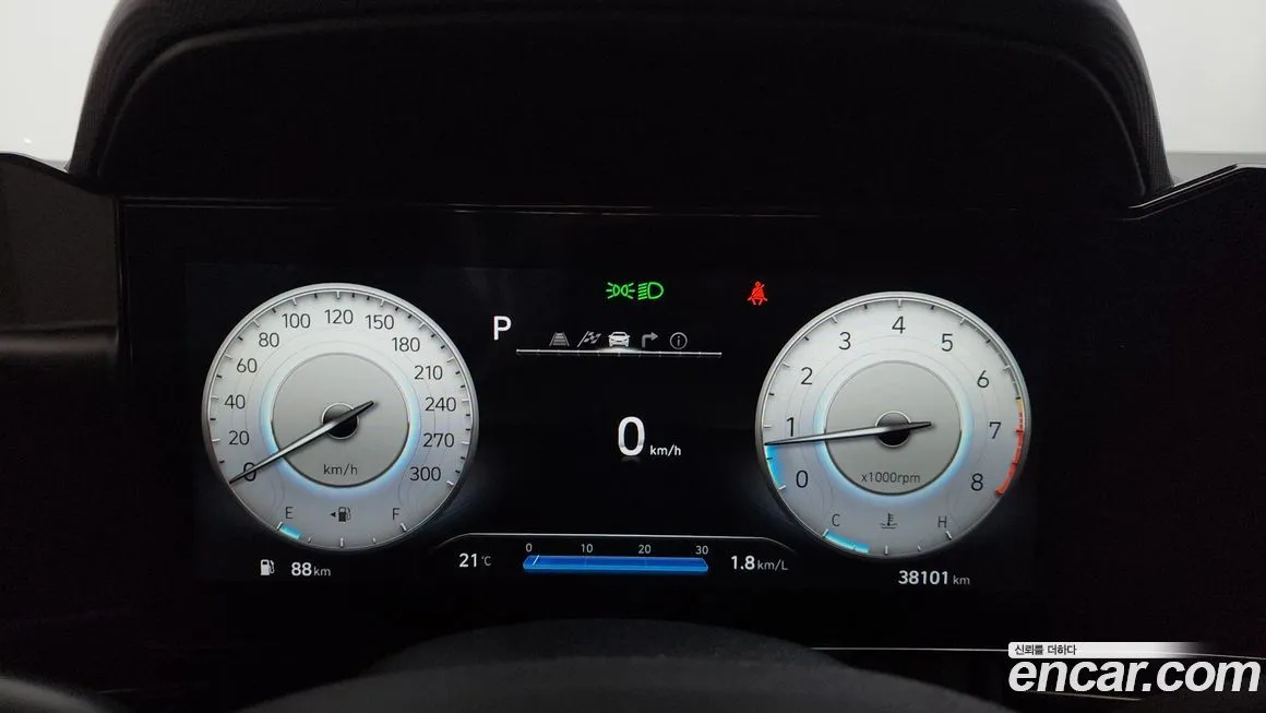 Hyundai AVANTE — фото 2
