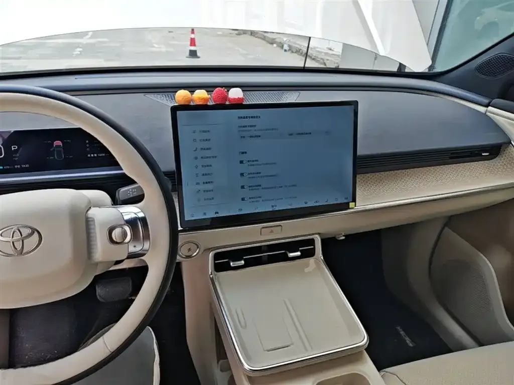 Toyota Platinum 3X 2026 из CN, фото 7