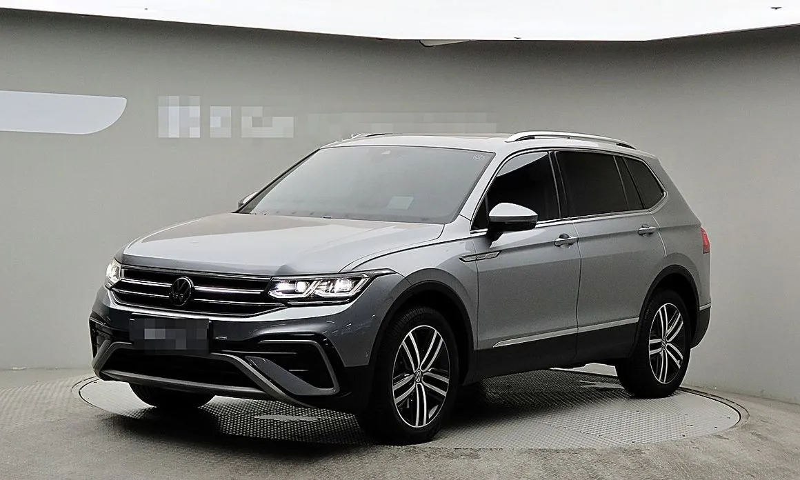 Volkswagen Tiguan — фото 1