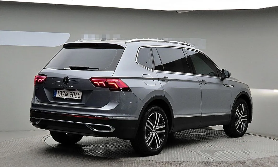 Volkswagen Tiguan — фото 10