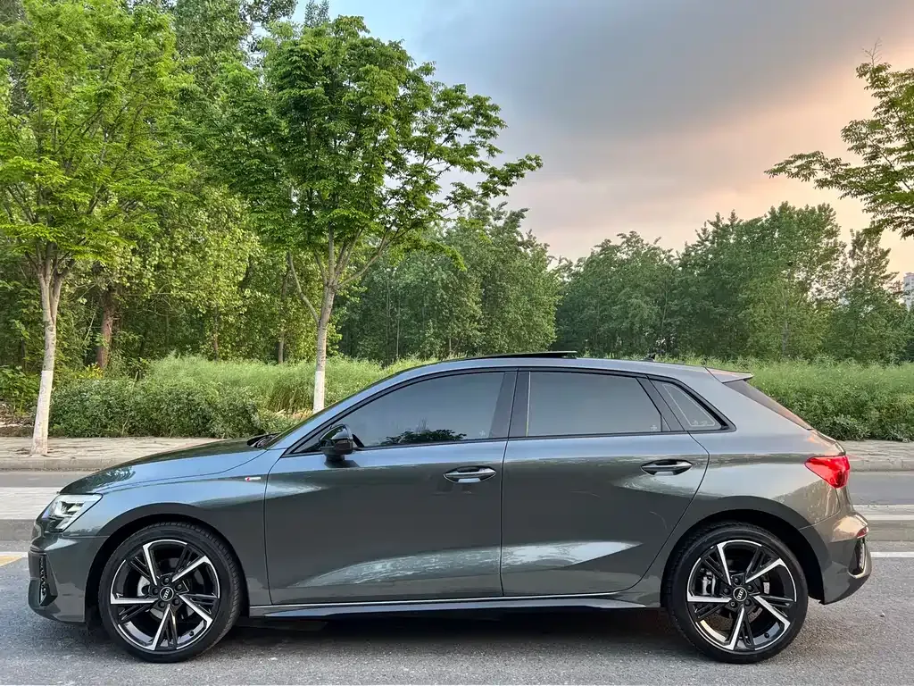 Audi A3 2022 из CN, фото 4