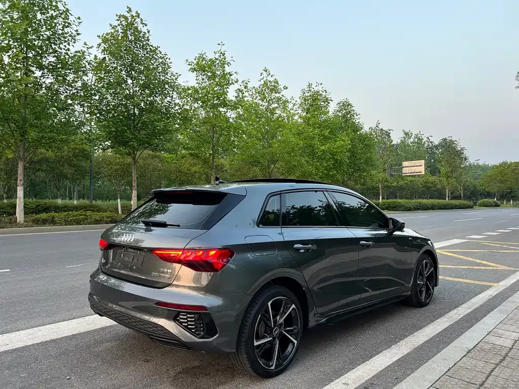 Audi A3 2022 из CN, фото 10