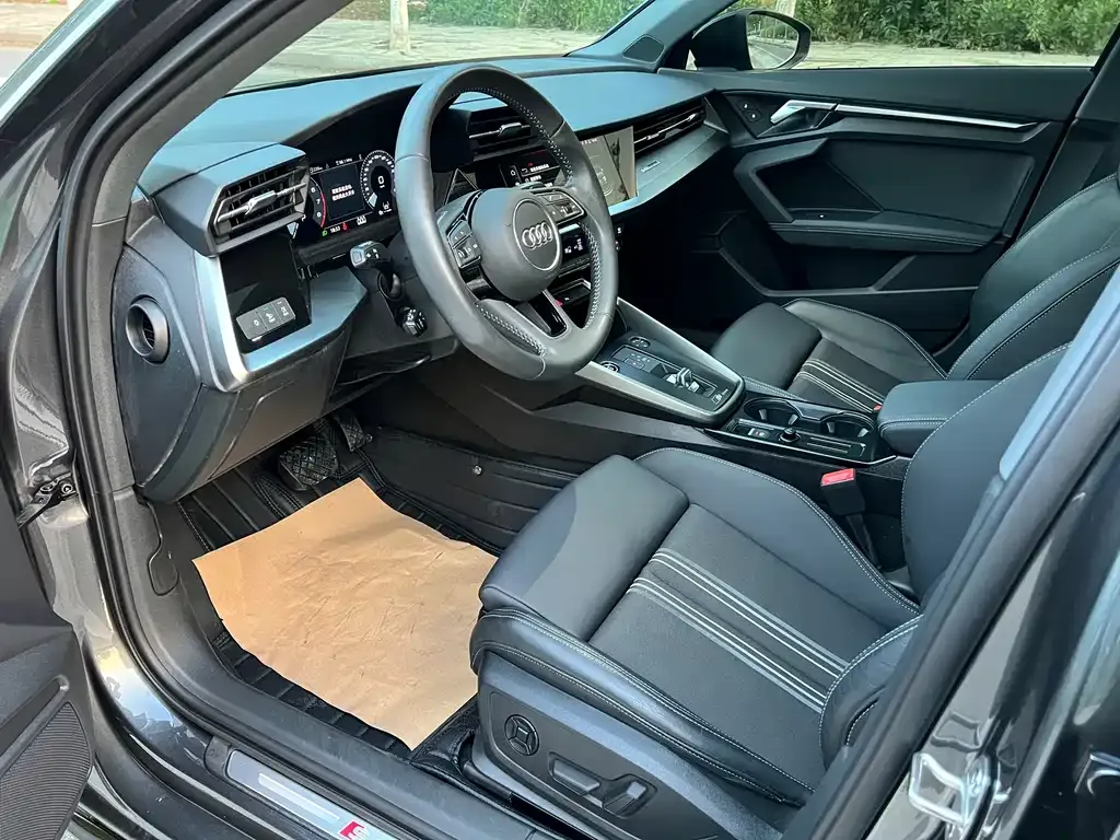Audi A3 2022 из CN, фото 3