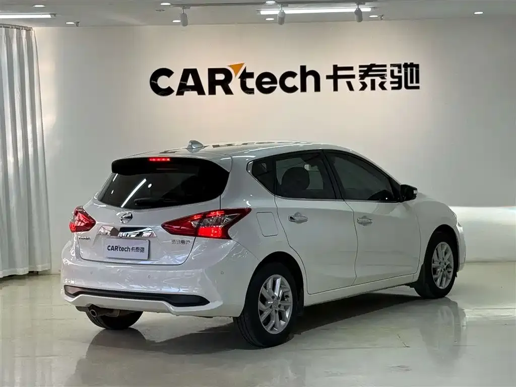 Nissan Tiida 2022 из CN, фото 4
