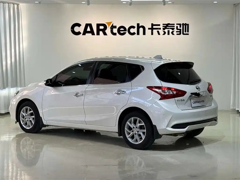 Nissan Tiida 2022 из CN, фото 10