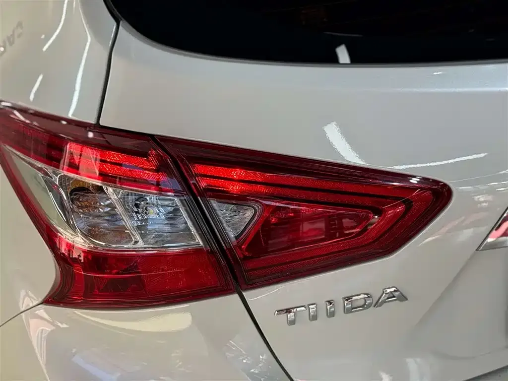 Nissan Tiida 2022 из CN, фото 7