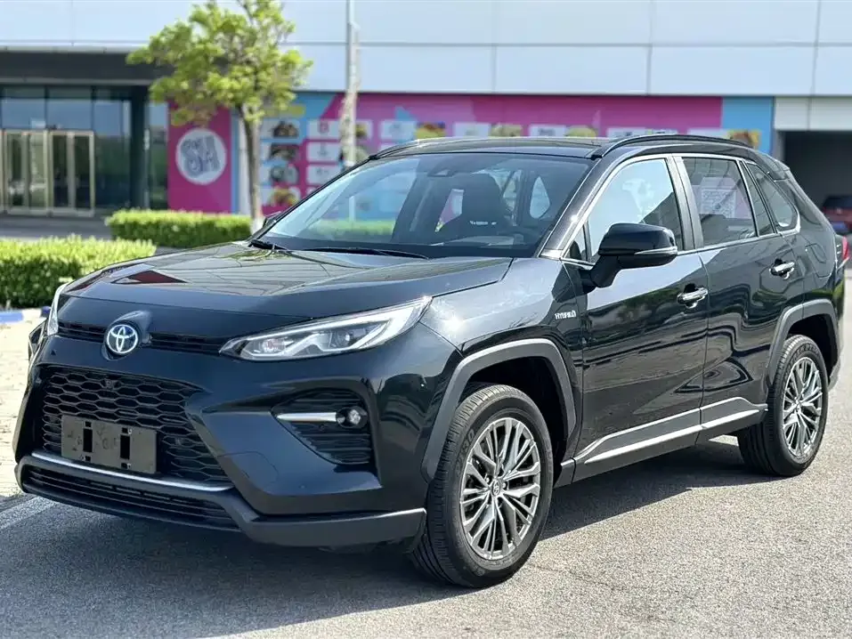Toyota Wildlander — фото 1