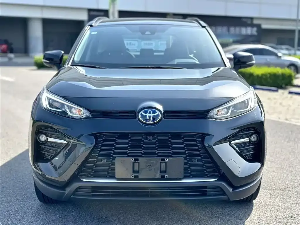 Toyota Wildlander — фото 7
