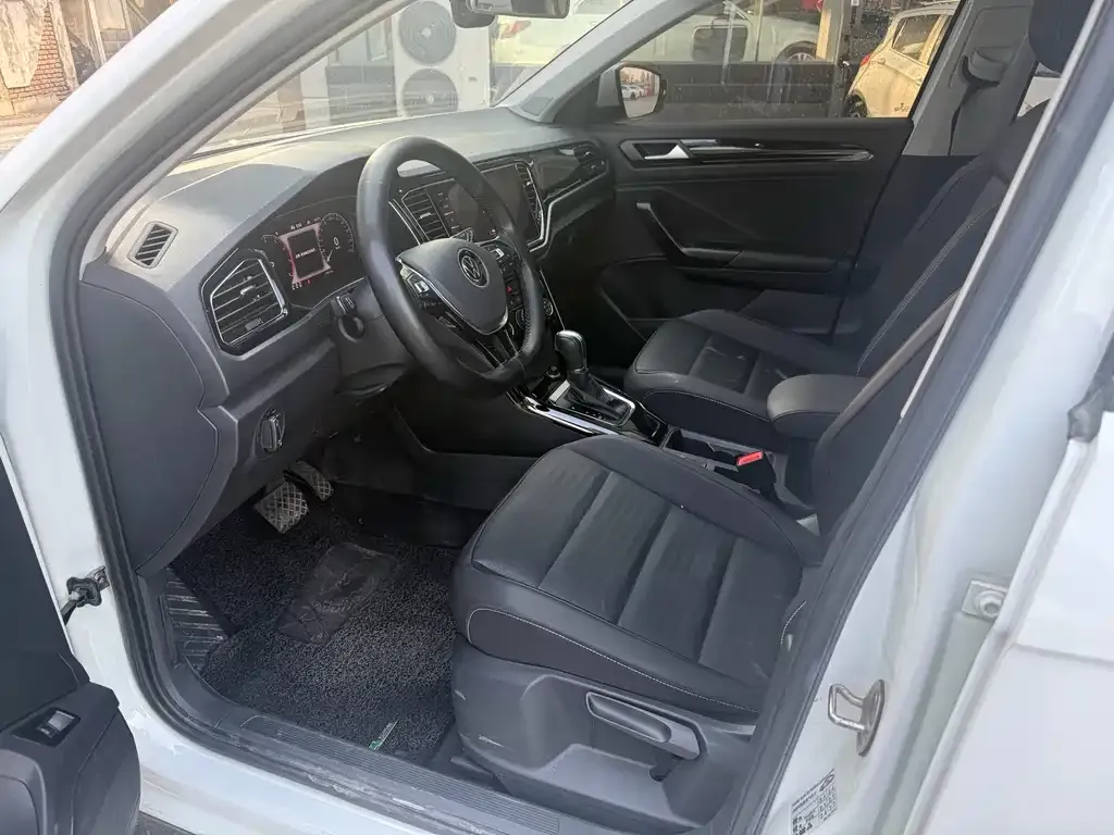 Volkswagen T-Roc 2021 из CN, фото 7