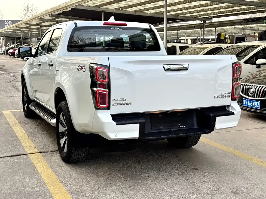 Isuzu D-MAX 2023 из CN, фото 10