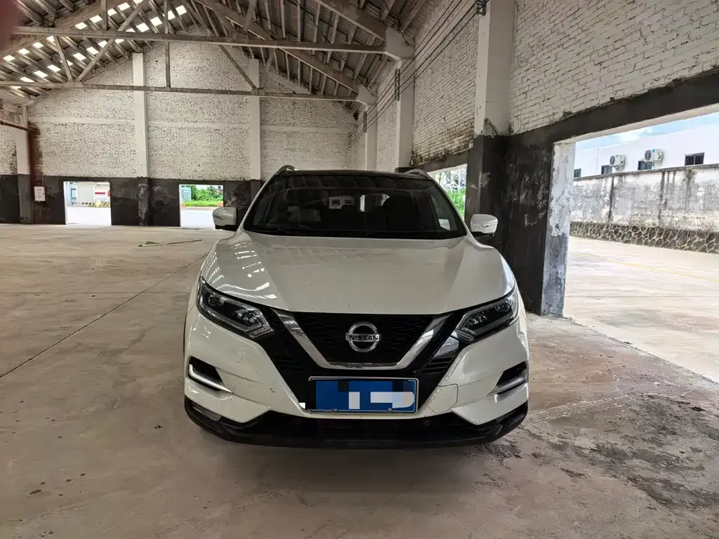Nissan Qashqai — фото 2