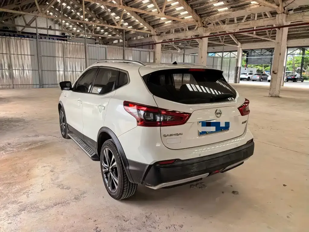 Nissan Qashqai — фото 3