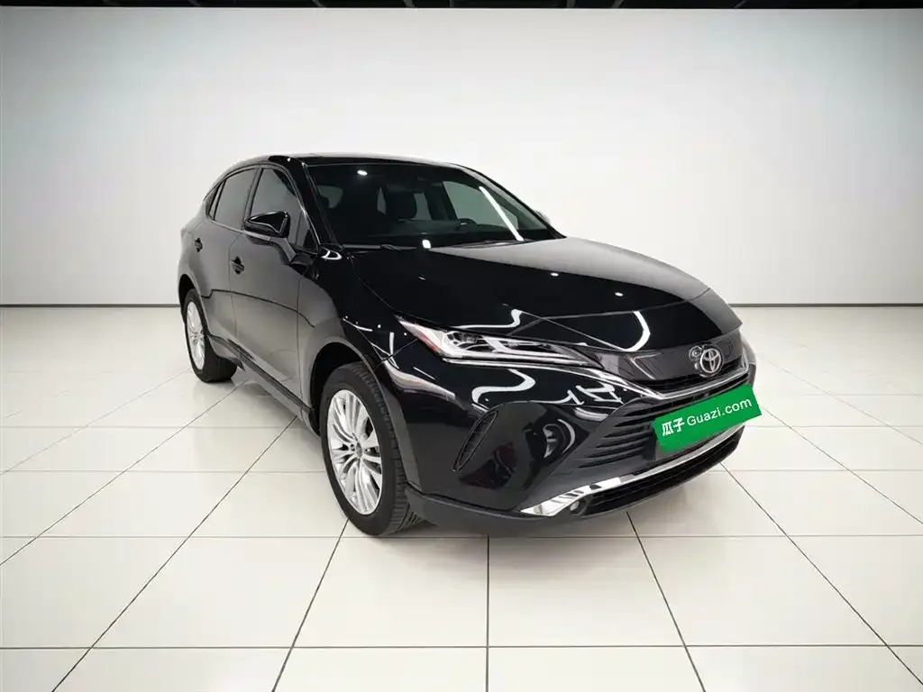 Toyota Harrier 2023 из CN, фото 3