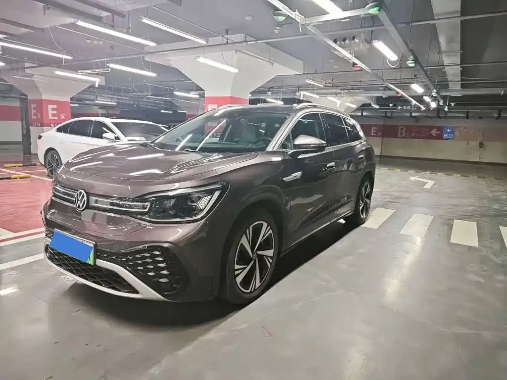 Volkswagen ID.6 Crozz