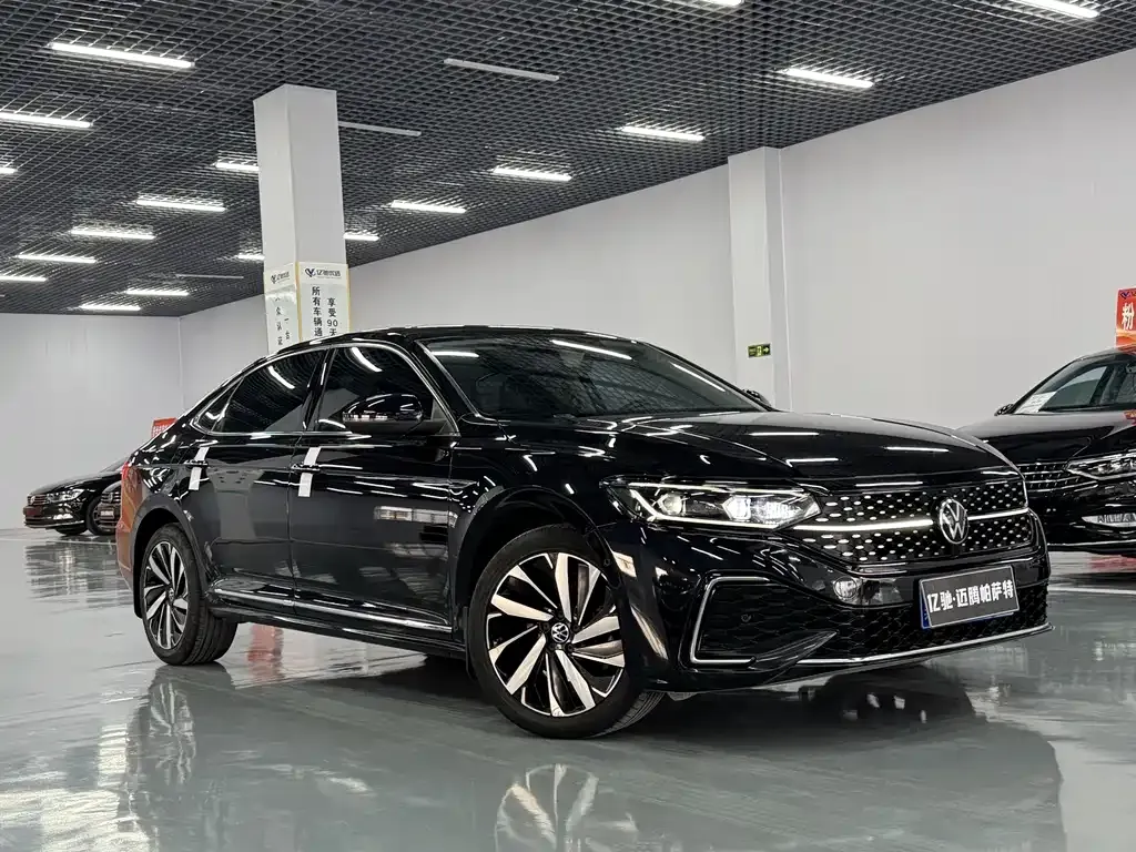 Volkswagen Passat — фото 7