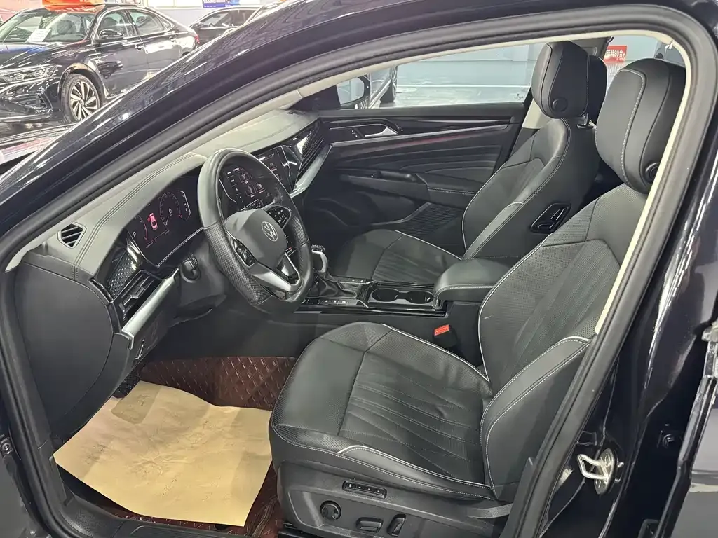 Volkswagen Passat — фото 8