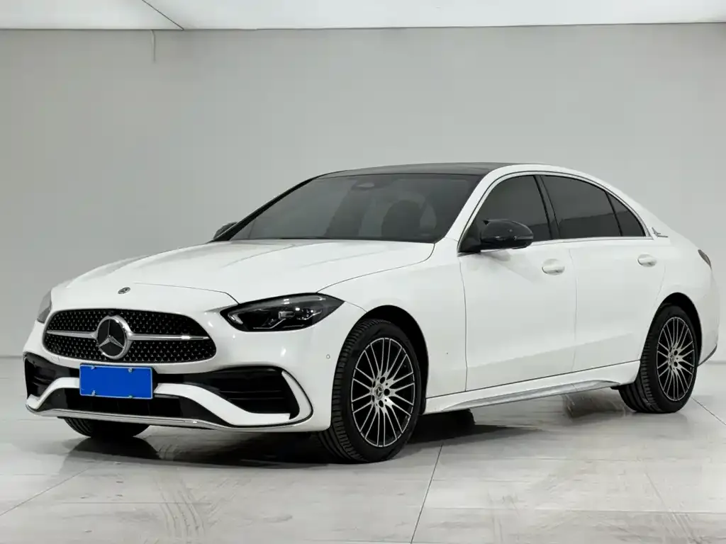 Mercedes-Benz C-Class — фото 1