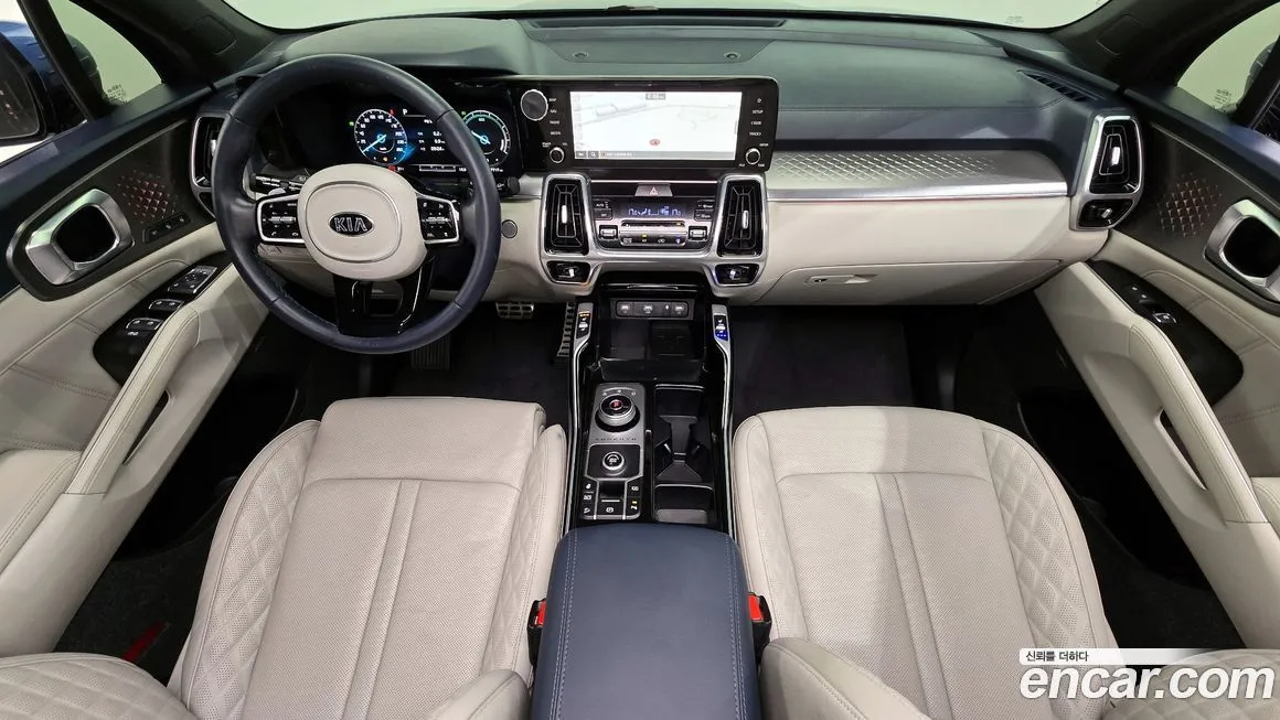 Kia Sorento — фото 8