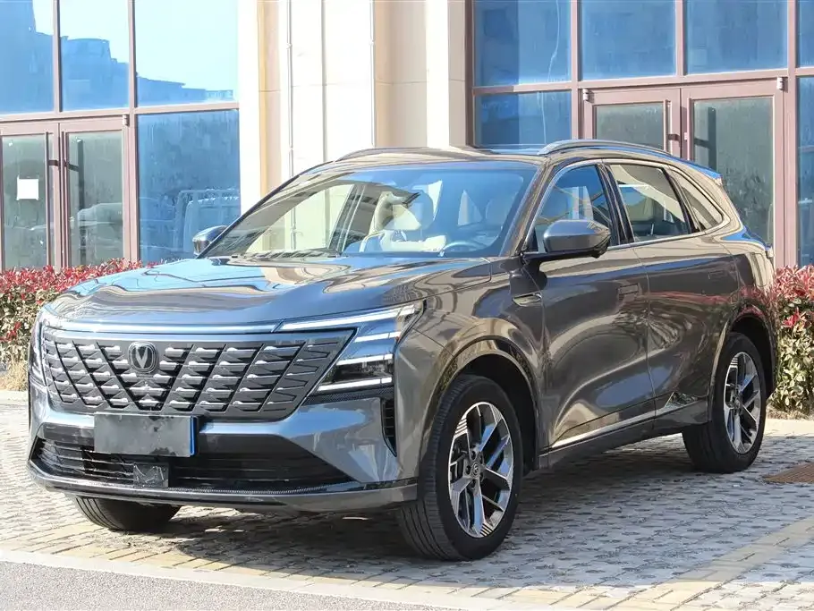 Changan CS75PLUS — фото 7