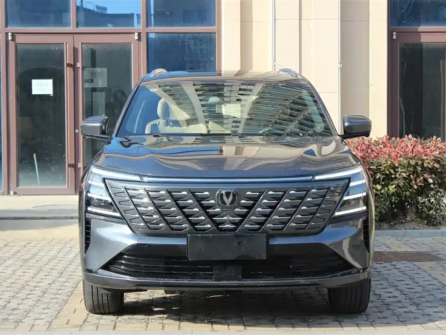 Changan CS75PLUS — фото 10