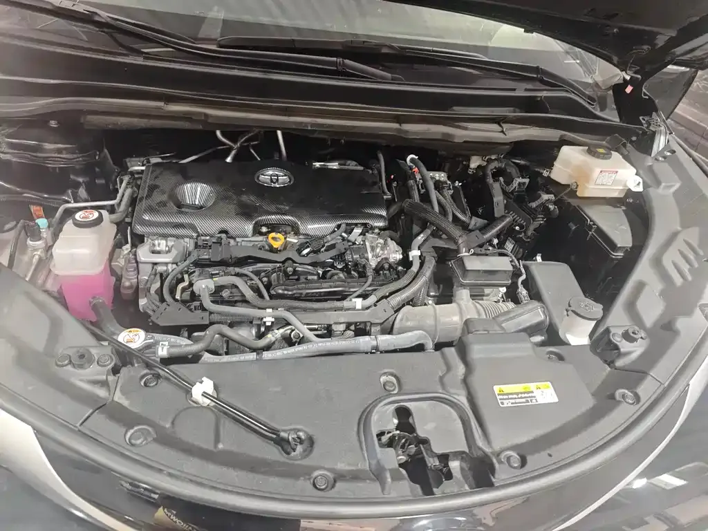 Toyota Sienna 2025 из CN, фото 2