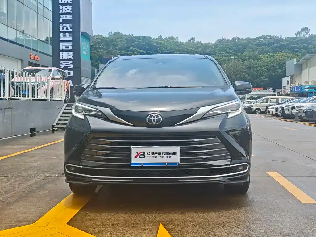 Toyota Sienna 2025 из CN, фото 7