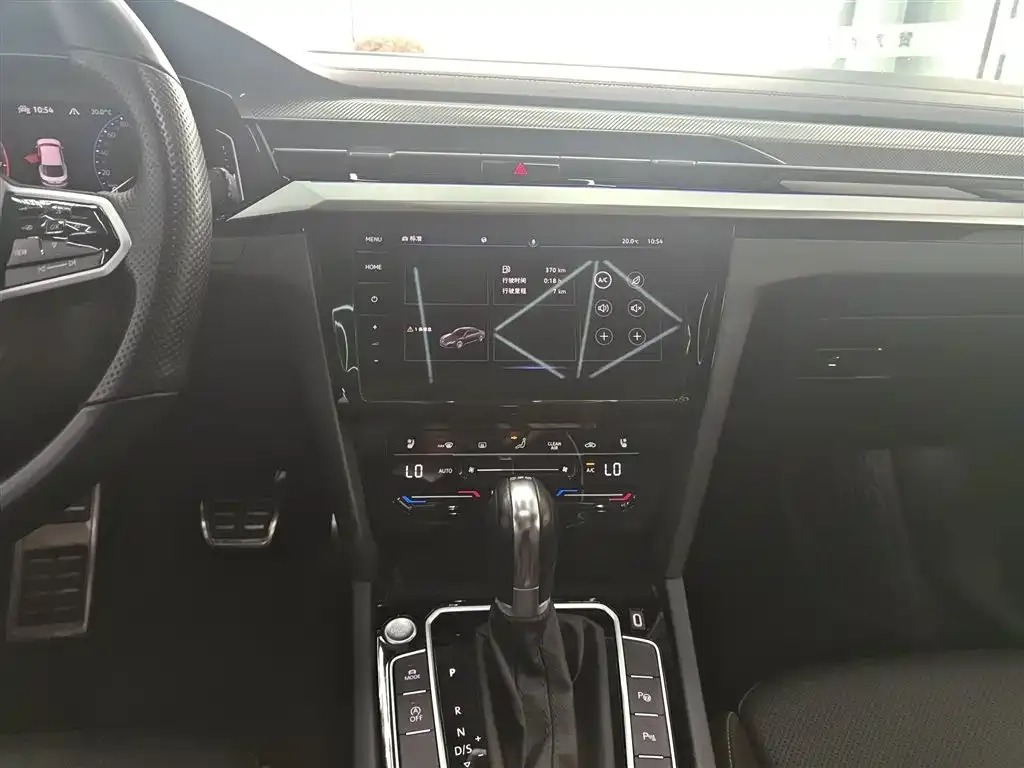 Volkswagen CC 2023 из CN, фото 4