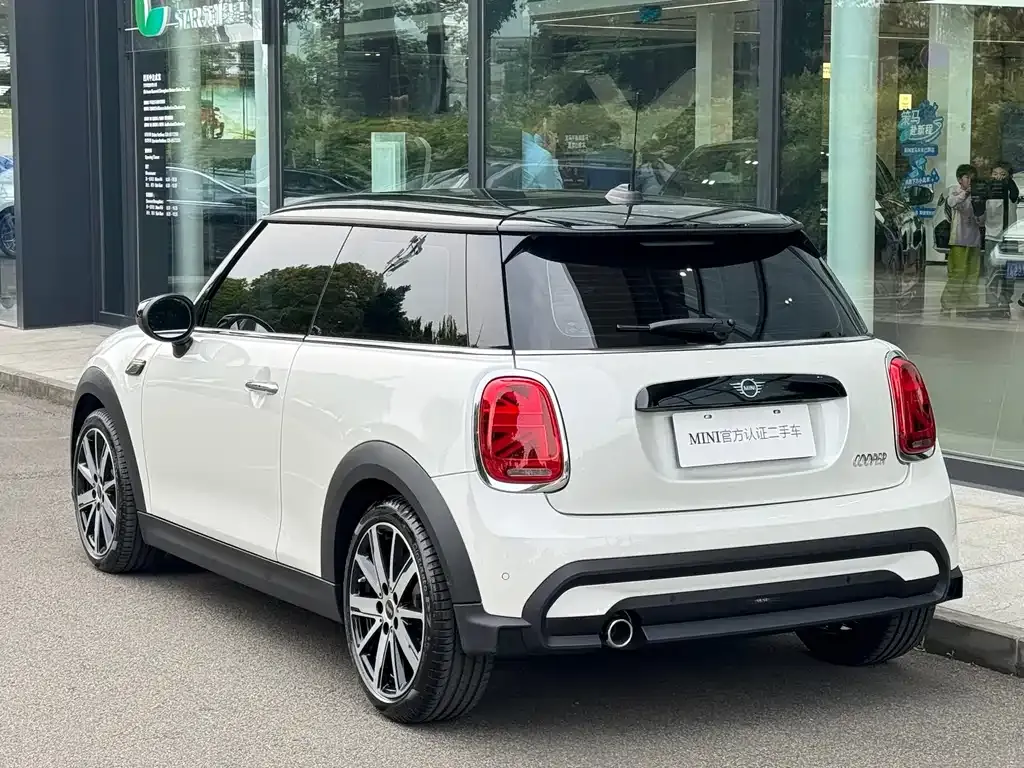 MINI Cooper (3-door) — фото 10