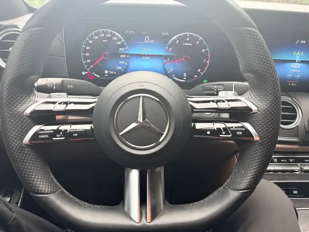 Mercedes-Benz E-Class 2021 из CN, фото 4
